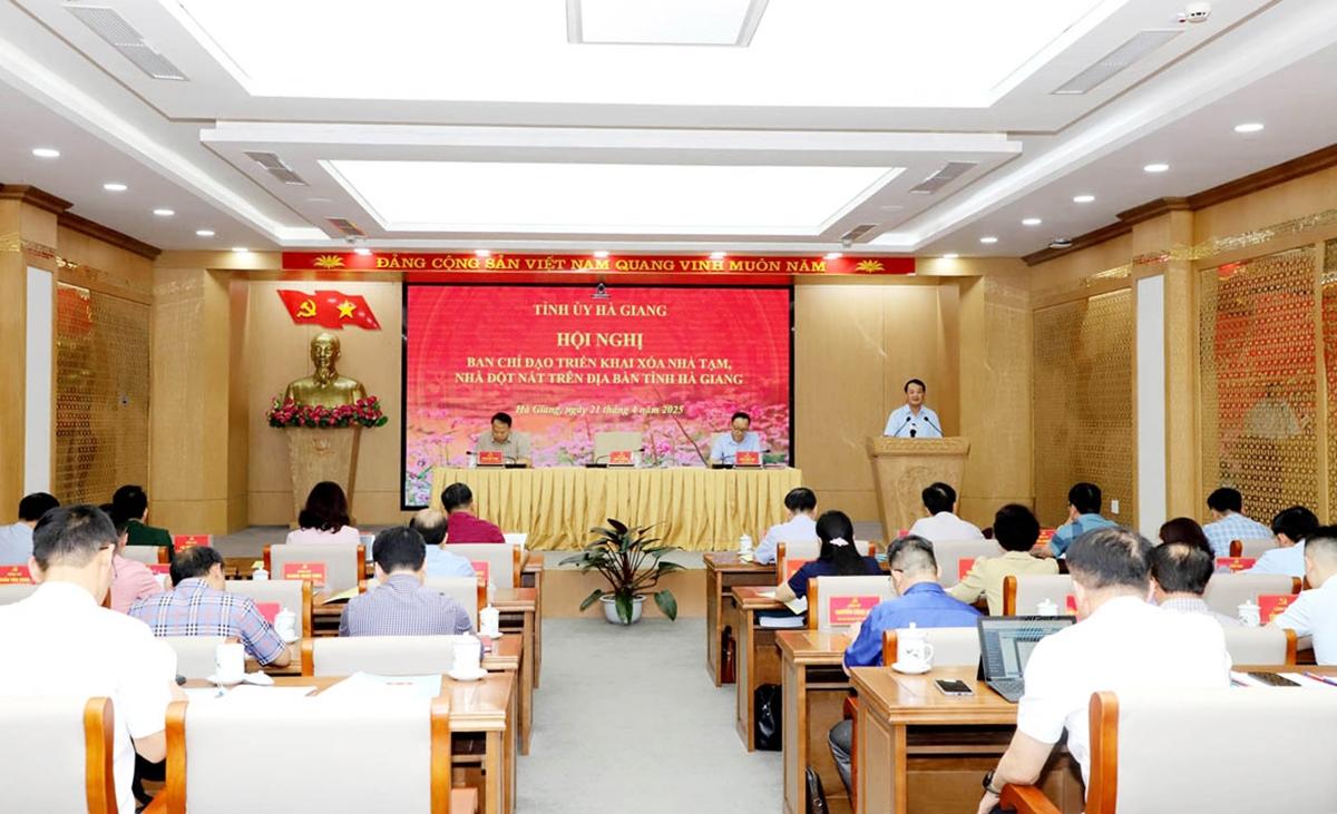 Toàn cảnh Hội nghị Toàn cảnh Hội nghị