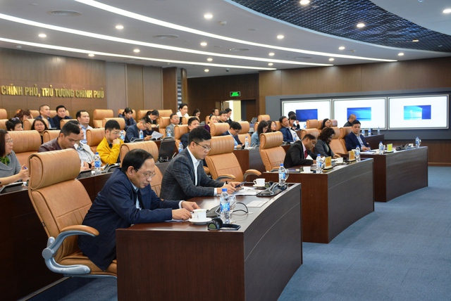 Việt Nam-Singapore chia sẻ kinh nghiệm về chuyển đổi khu vực công trong thời đại 4.0 - Ảnh 2.
