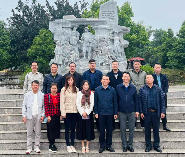 Sinh hoạt chuyên đề về nguồn tại Bắc Kạn- Ảnh 2.