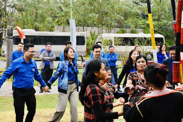 Ngày hội Thanh niên Khối các cơ quan Trung ương với văn hóa các dân tộc Việt Nam - Ảnh 1.
