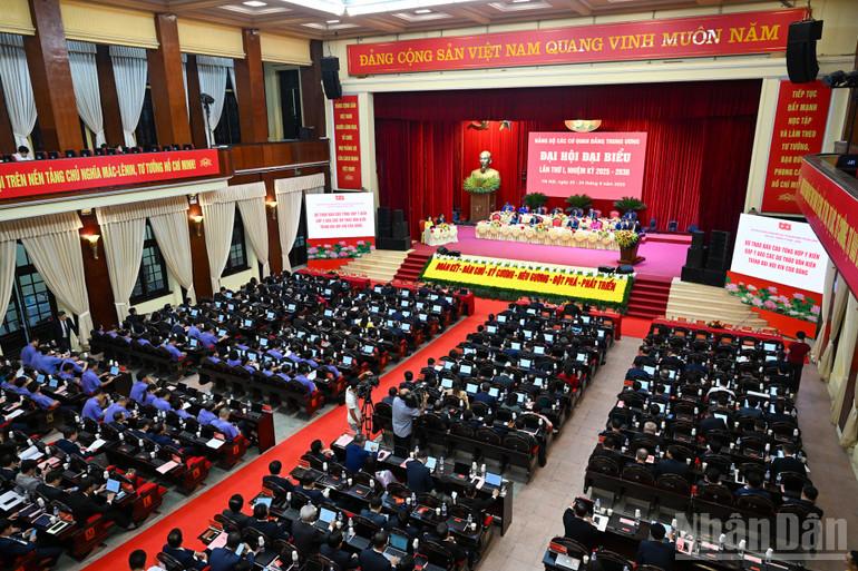 Đại hội tiếp tục phiên chính thức vào sáng mai, ngày 24/9. (Ảnh: DUY LINH) ndo_br_2-3903.jpg